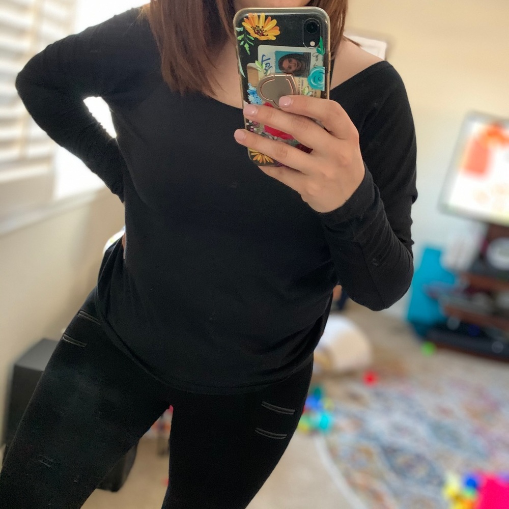 Workout off shoulder top